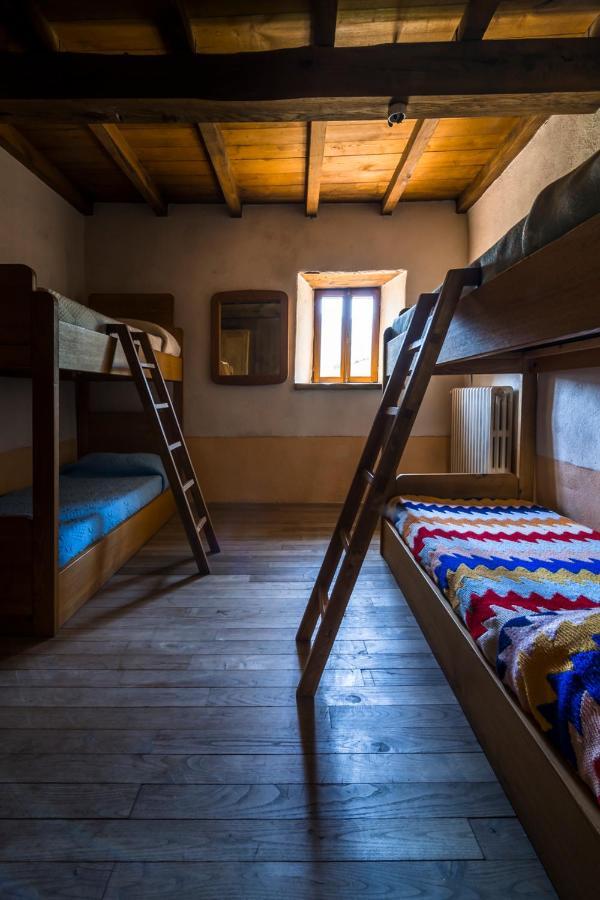 Ostello Podesteria Di Gombola - Arte E Territorio Polinago Buitenkant foto